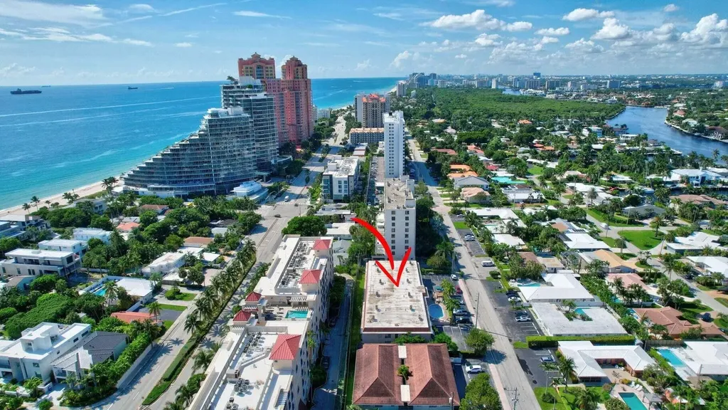 2400 NE 33rd Avenue Fort Lauderdale FL 33305