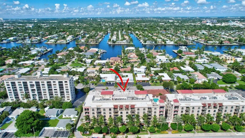 2400 NE 33rd Avenue Fort Lauderdale FL 33305