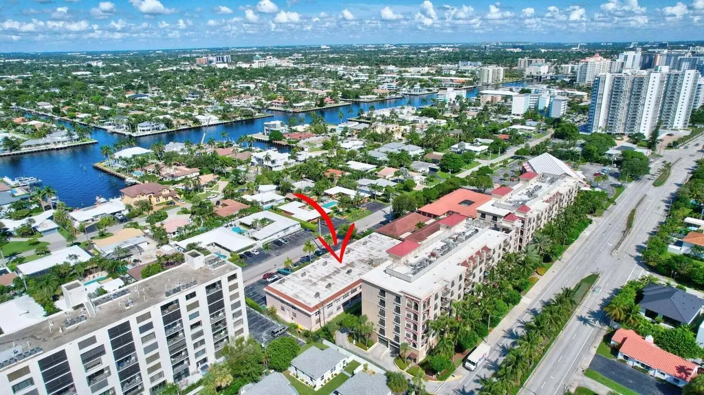 2400 NE 33rd Avenue Fort Lauderdale FL 33305