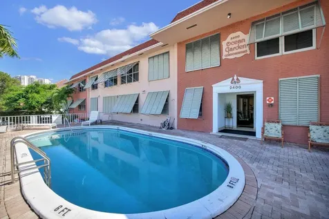 2400 NE 33rd Avenue Fort Lauderdale FL 33305