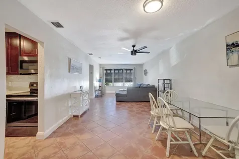 2400 NE 33rd Avenue Fort Lauderdale FL 33305