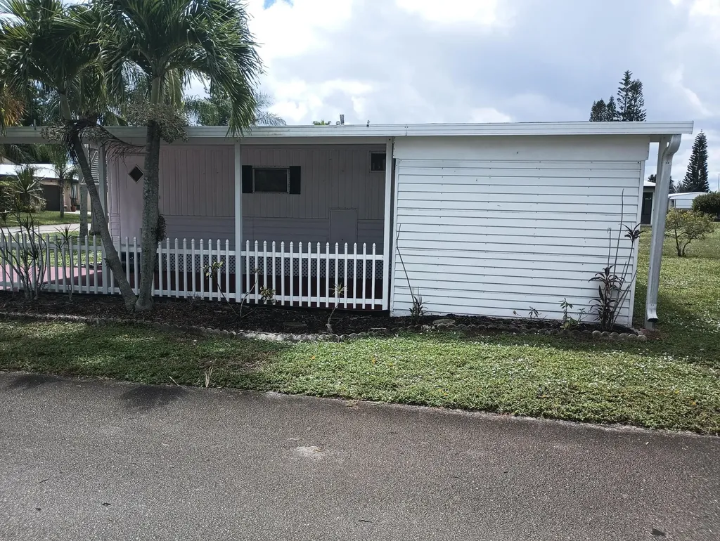 59 Golf Drive Port St Lucie FL 34952