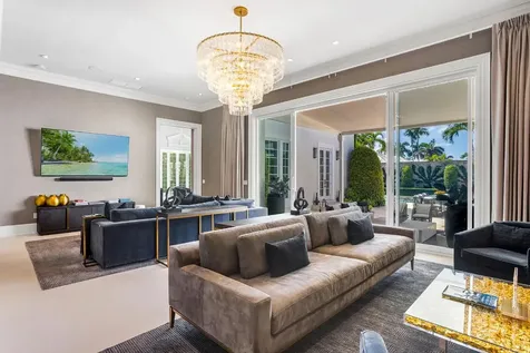 134 Casa Bendita Palm Beach FL 33480