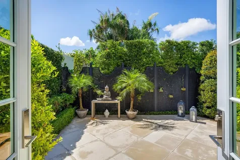 134 Casa Bendita Palm Beach FL 33480