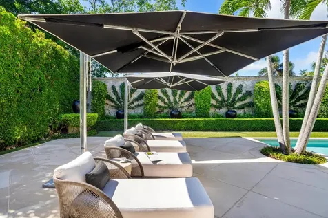 134 Casa Bendita Palm Beach FL 33480