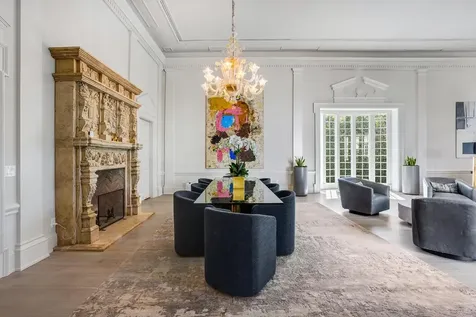 134 Casa Bendita Palm Beach FL 33480
