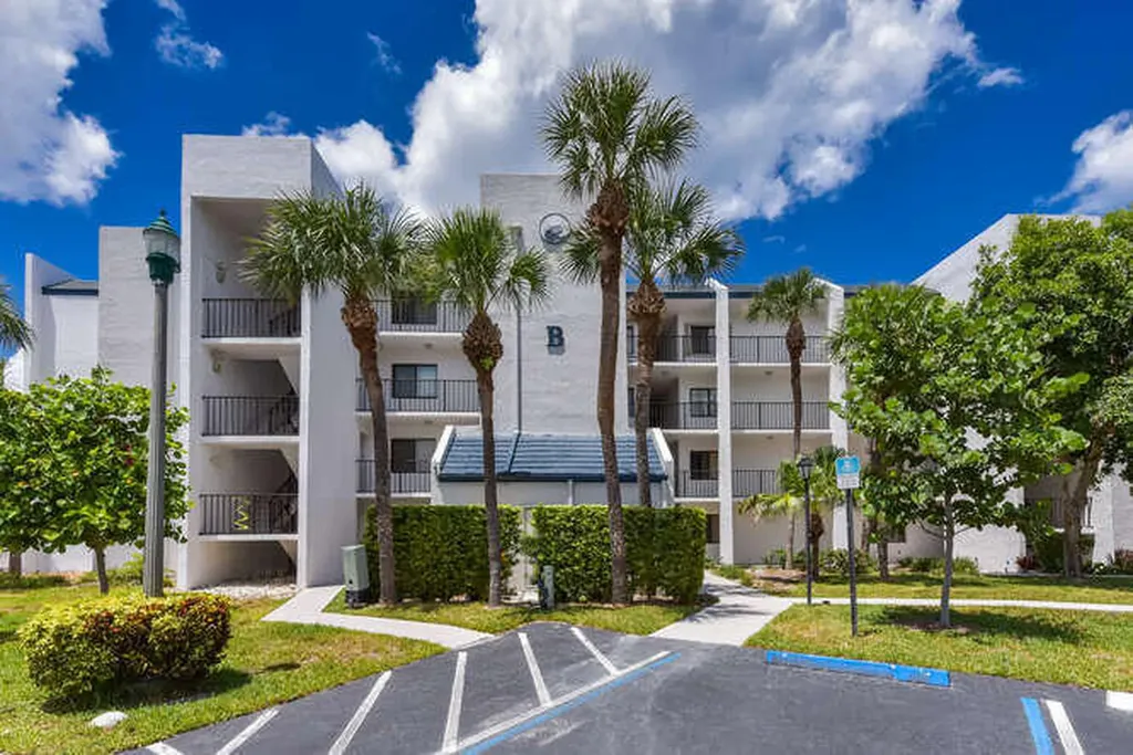 1605 S Us Highway 1 Jupiter FL 33477