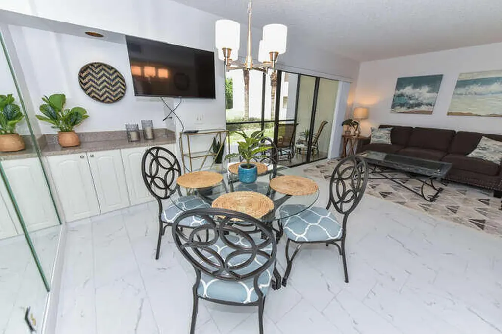 1605 S Us Highway 1 Jupiter FL 33477