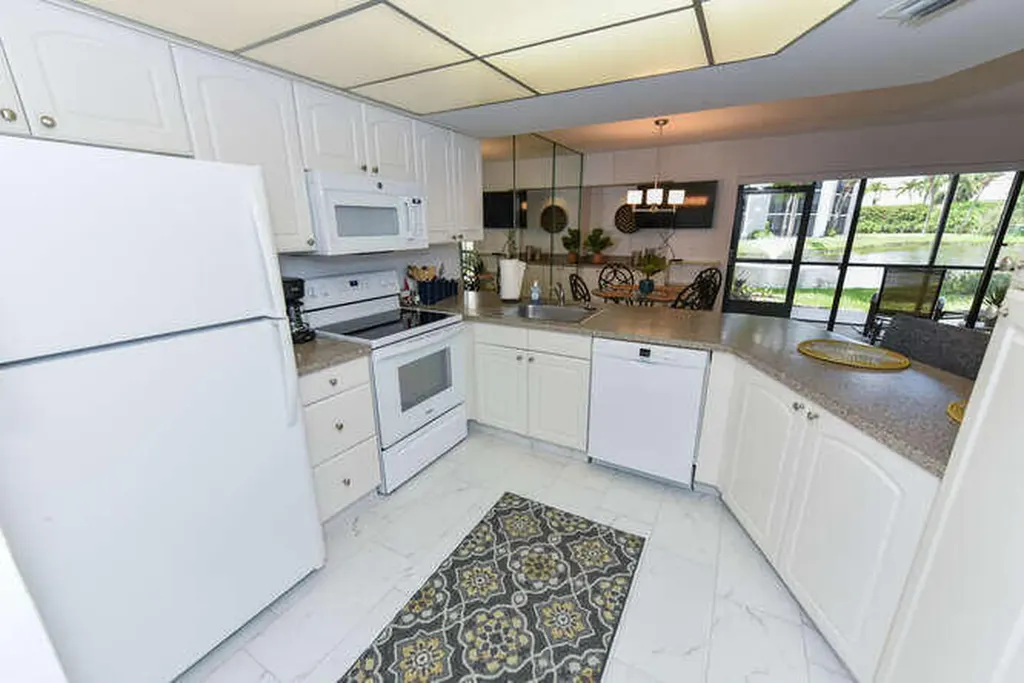 1605 S Us Highway 1 Jupiter FL 33477