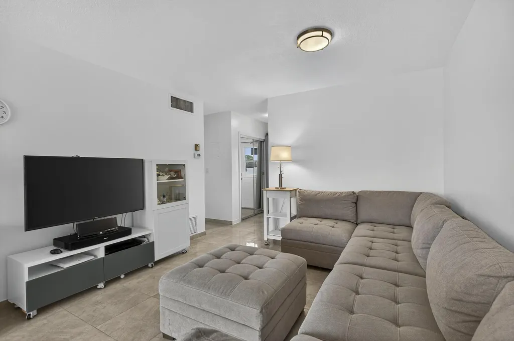 251 S Golf Boulevard Pompano Beach FL 33064