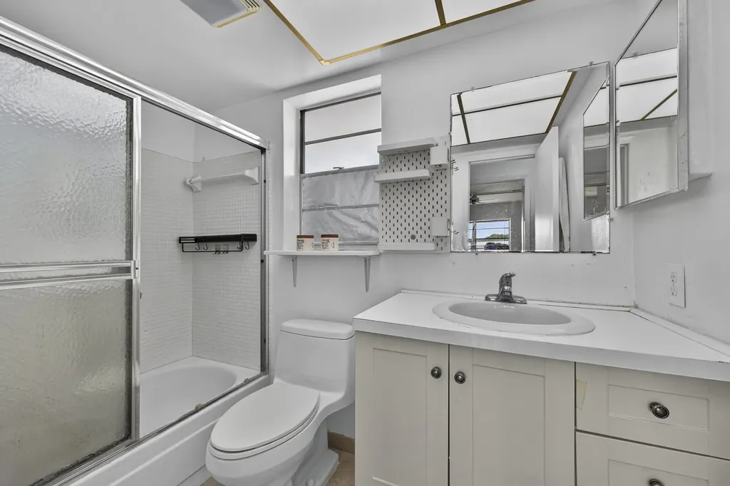 251 S Golf Boulevard Pompano Beach FL 33064