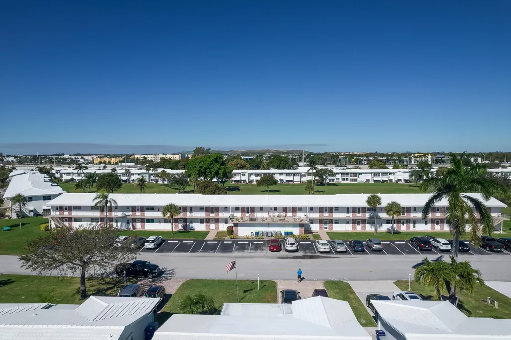 251 S Golf Boulevard Pompano Beach FL 33064