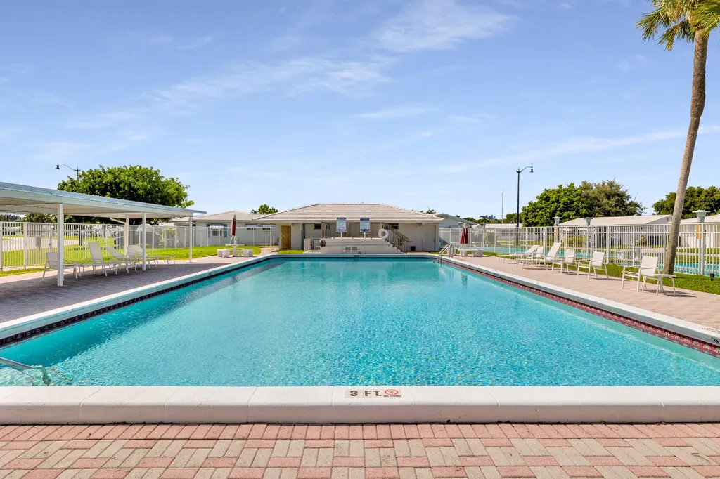 251 S Golf Boulevard Pompano Beach FL 33064