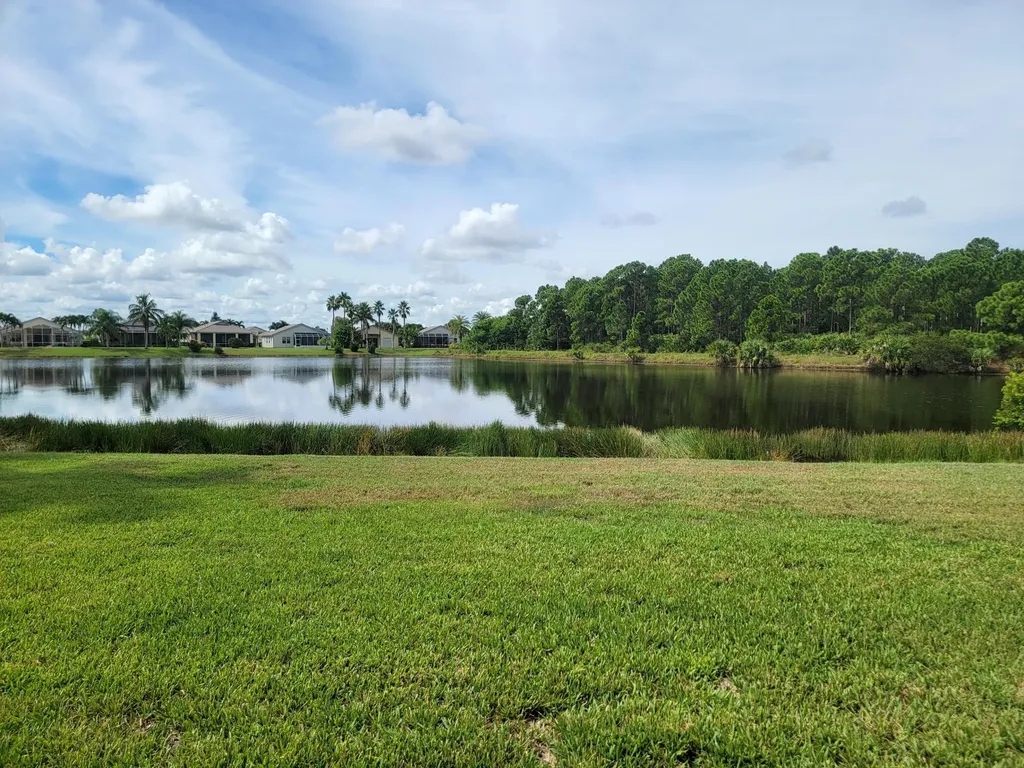 633 SW Long Key Court Port St Lucie FL 34986