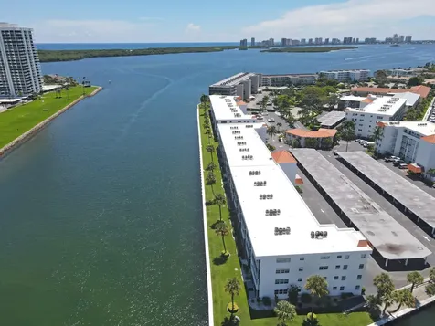 20 Yacht Club Drive North Palm Beach FL 33408