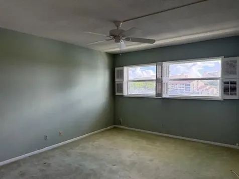 20 Yacht Club Drive North Palm Beach FL 33408