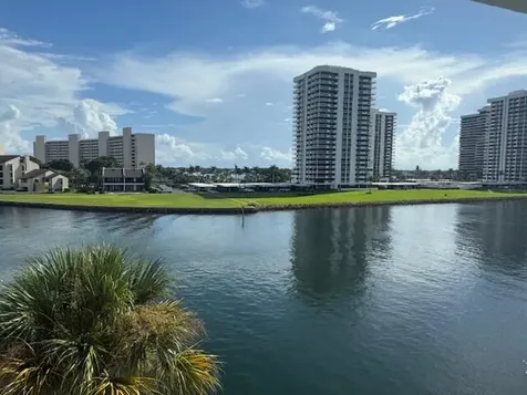 20 Yacht Club Drive North Palm Beach FL 33408