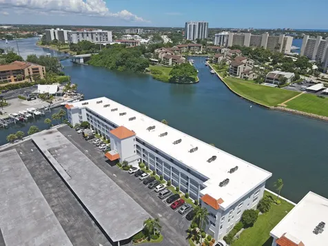 20 Yacht Club Drive North Palm Beach FL 33408