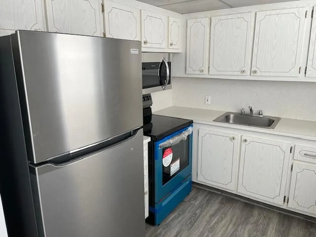 266 Brighton G Boca Raton FL 33434