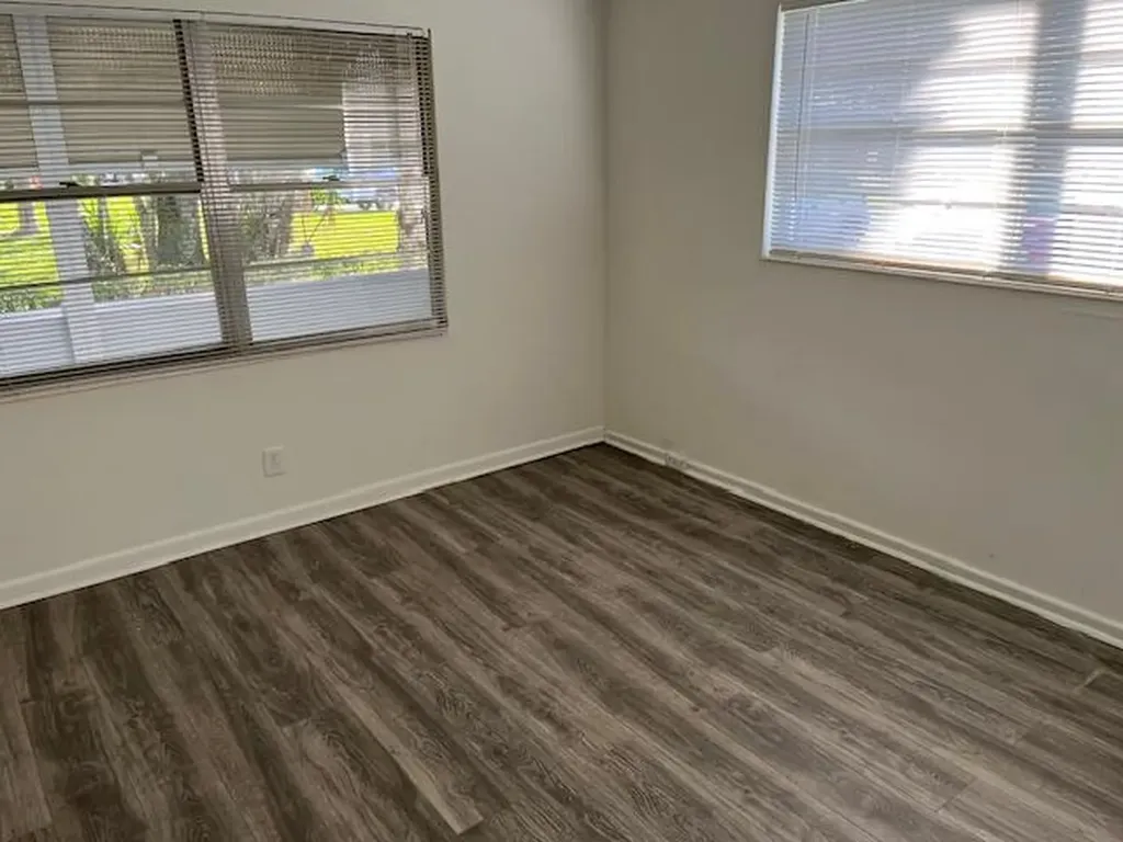 266 Brighton G Boca Raton FL 33434