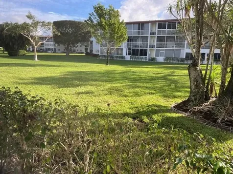 266 Brighton G Boca Raton FL 33434