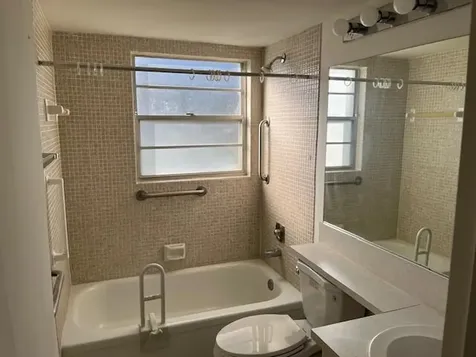 266 Brighton G Boca Raton FL 33434