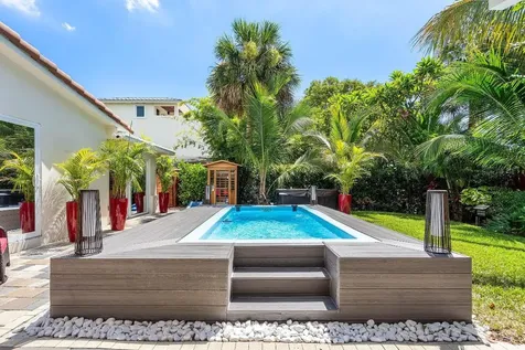 2041 NE 30th Street Fort Lauderdale FL 33306