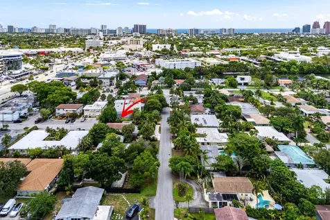2041 NE 30th Street Fort Lauderdale FL 33306