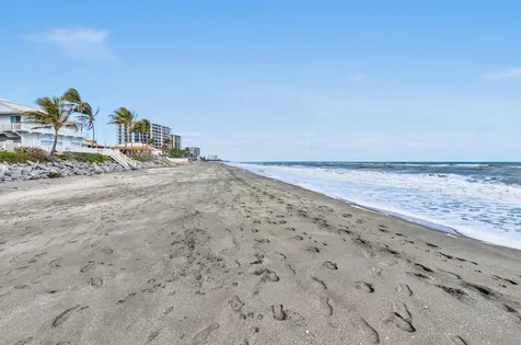 87 Lighthouse Drive Jupiter Inlet Colony FL 33469