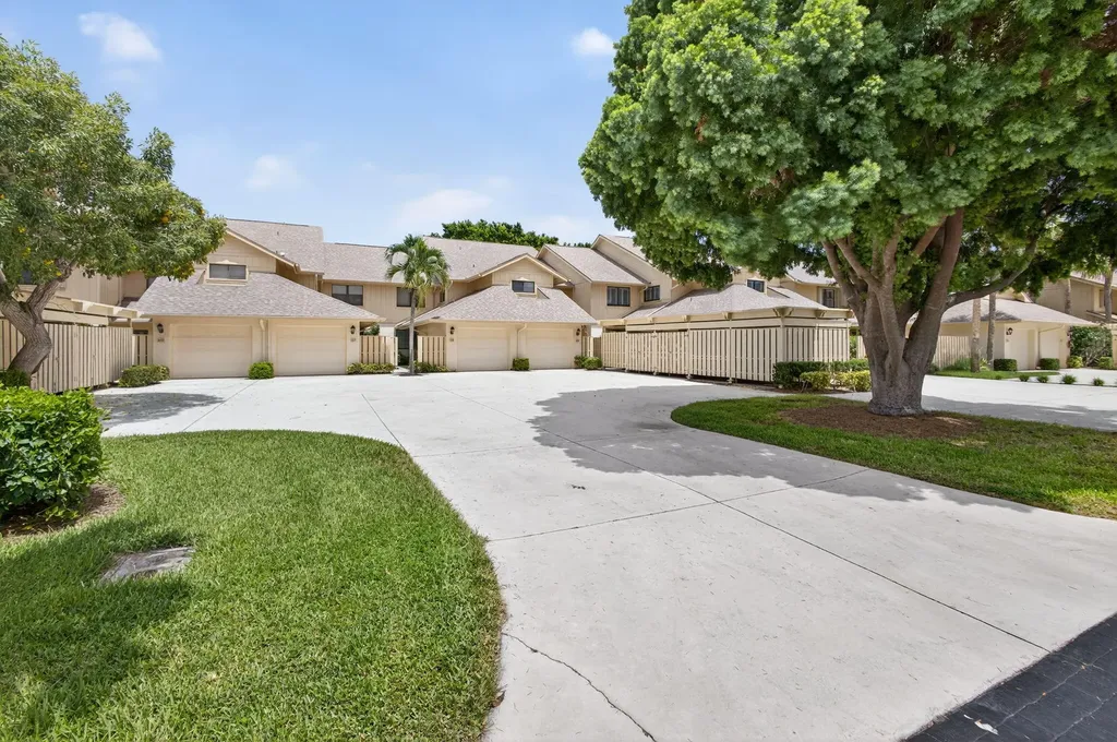 16942 Waterbend Drive Jupiter FL 33477