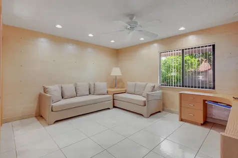 5482 San Marino Way Lake Worth FL 33467