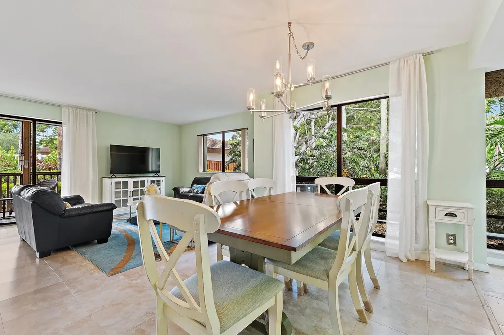 413 Brackenwood Lane S Palm Beach Gardens FL 33418
