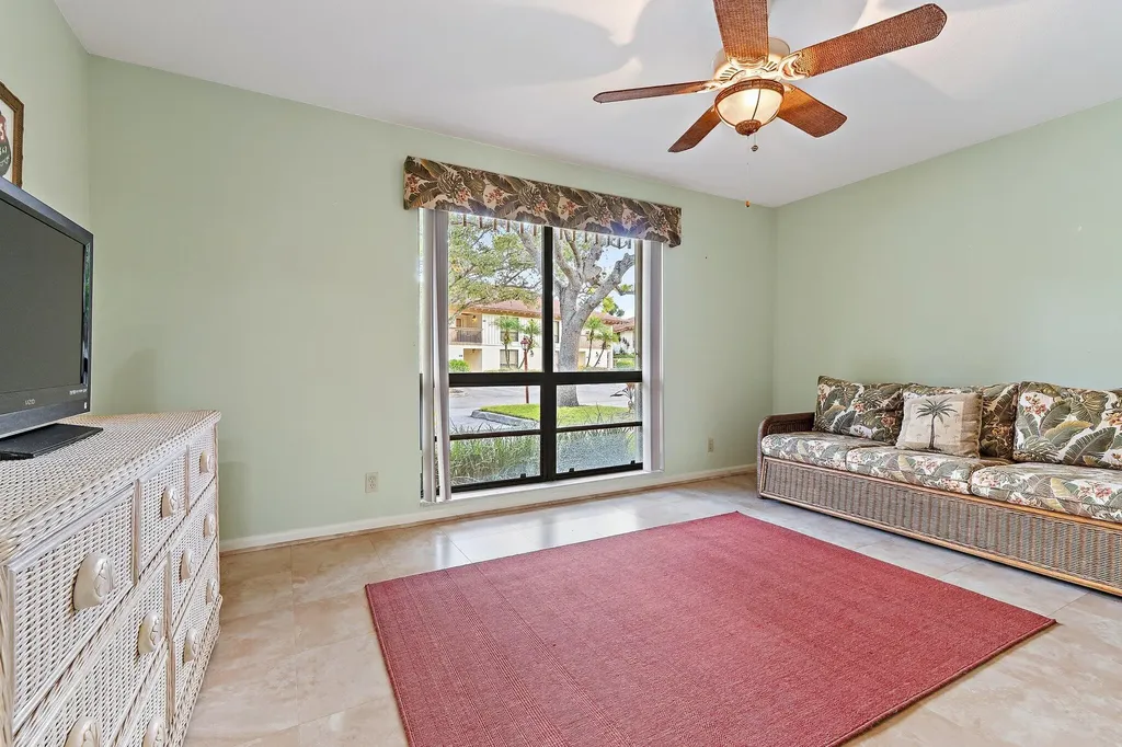 413 Brackenwood Lane S Palm Beach Gardens FL 33418