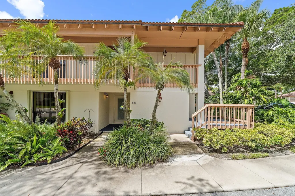 413 Brackenwood Lane S Palm Beach Gardens FL 33418