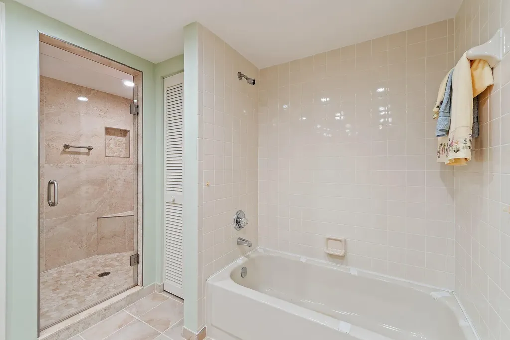 413 Brackenwood Lane S Palm Beach Gardens FL 33418