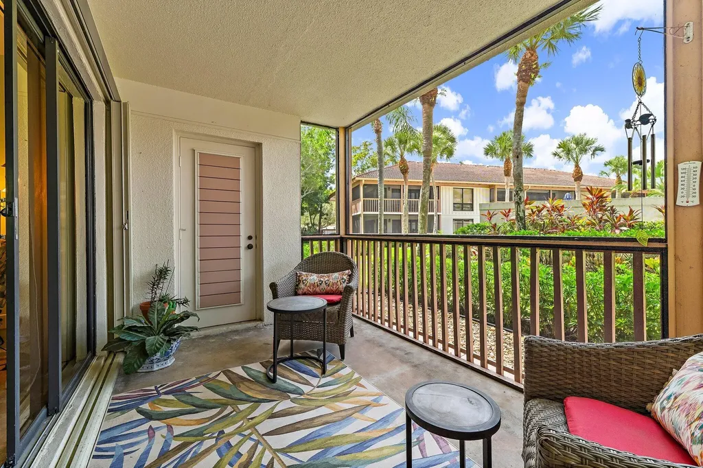 413 Brackenwood Lane S Palm Beach Gardens FL 33418