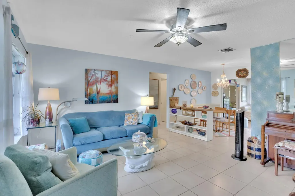 4914 NW 52 Street Tamarac FL 33319
