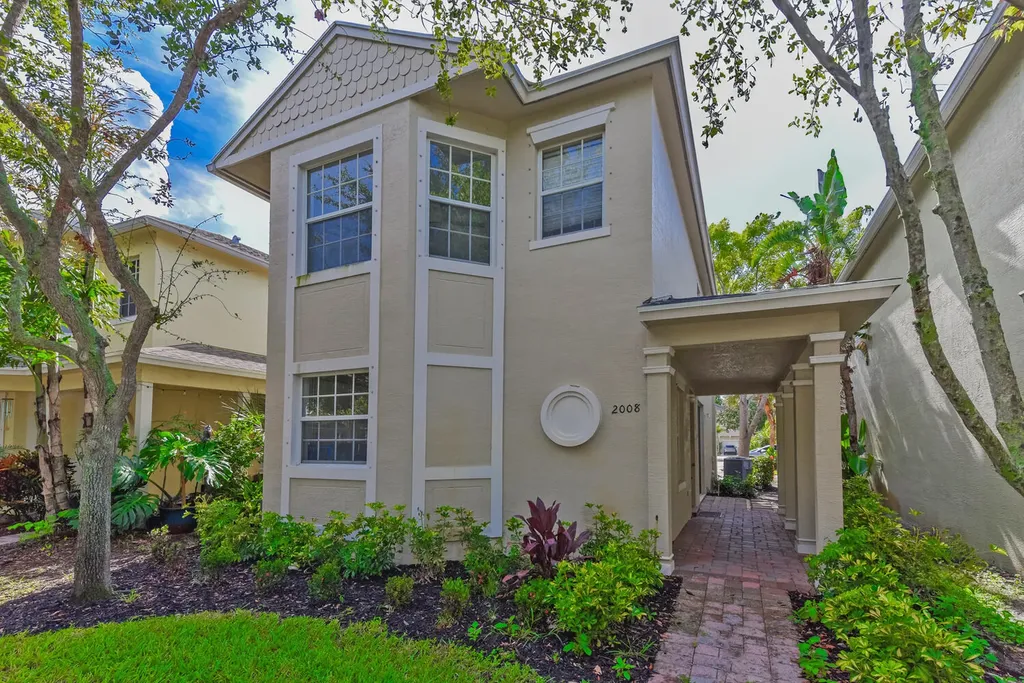 2008 SE Avon Park Drive Port St Lucie FL 34952