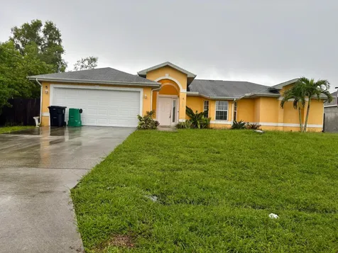 550 SW College Park Road Port St Lucie FL 34953