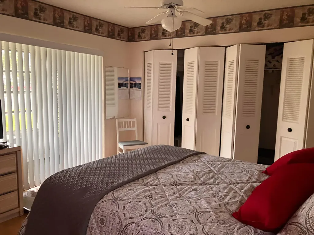 285 Northampton O West Palm Beach FL 33417