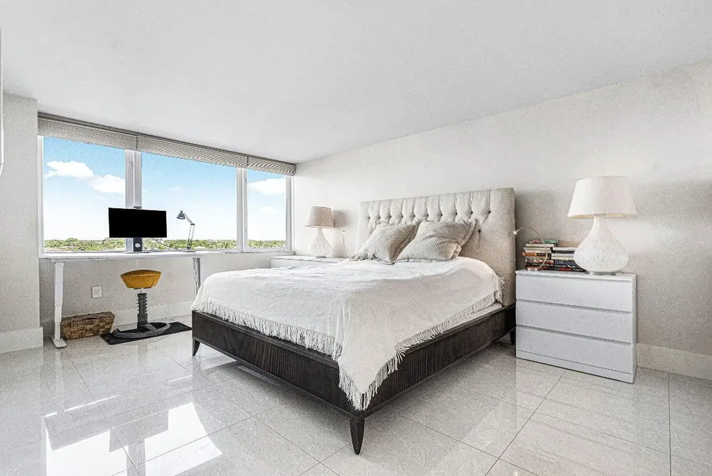 3912 S Ocean Boulevard Highland Beach FL 33487