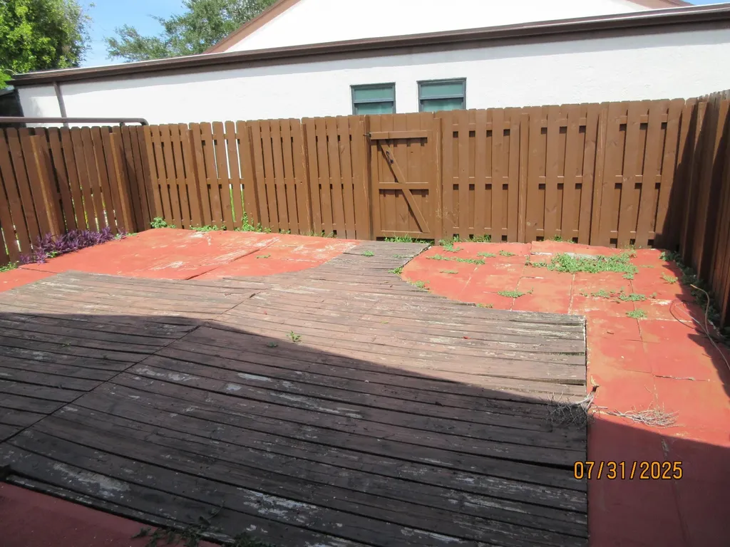 1760 NW 72nd Avenue Plantation FL 33313
