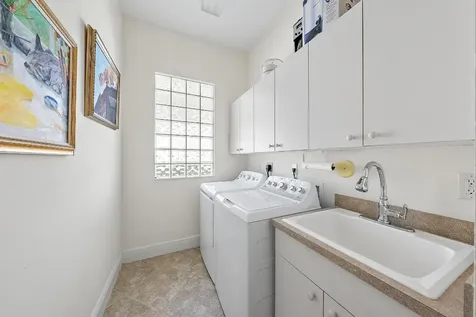 8464 Legend Club Drive West Palm Beach FL 33412