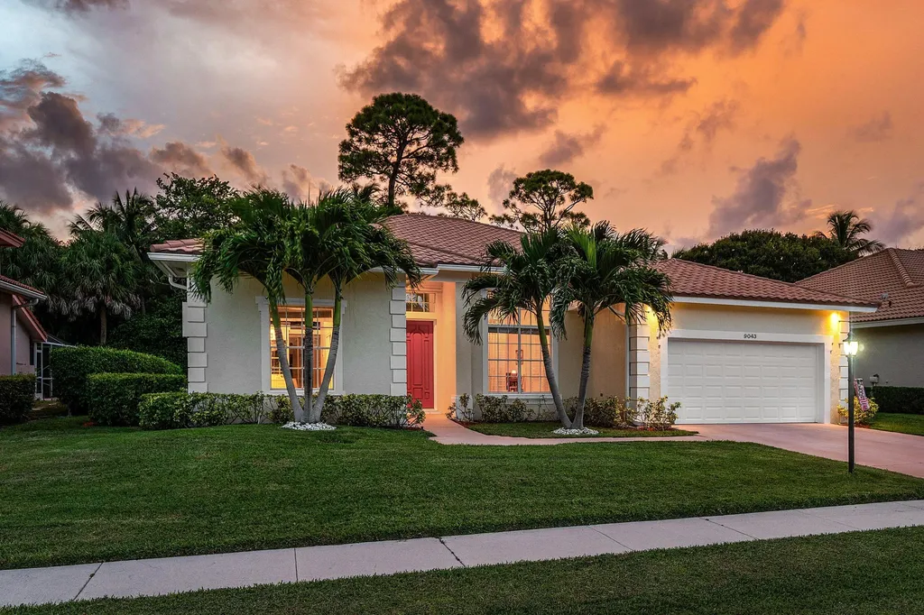 9043 Cypress Hollow Drive Palm Beach Gardens FL 33418