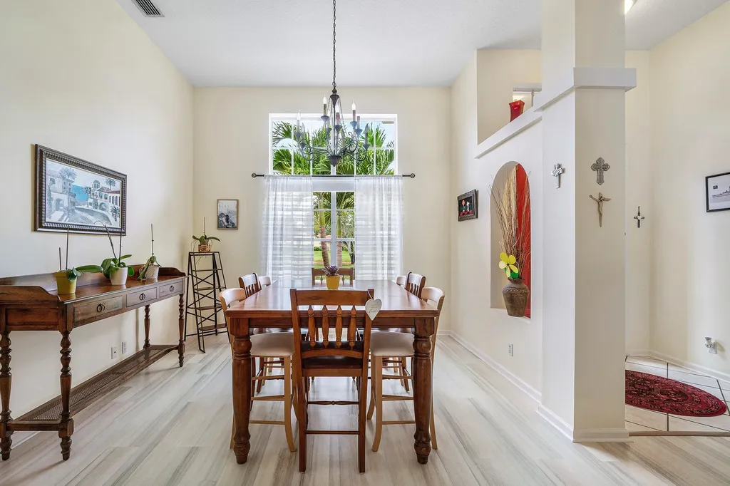 9043 Cypress Hollow Drive Palm Beach Gardens FL 33418