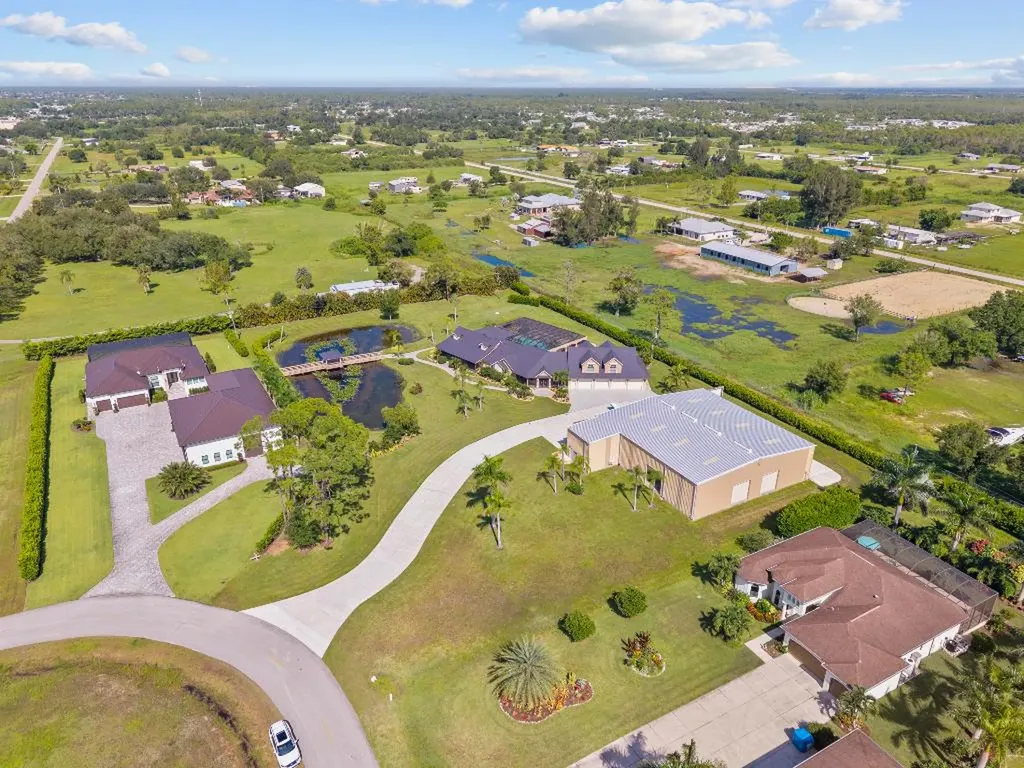 3561 Downwind Lane North Fort Myers FL 33917
