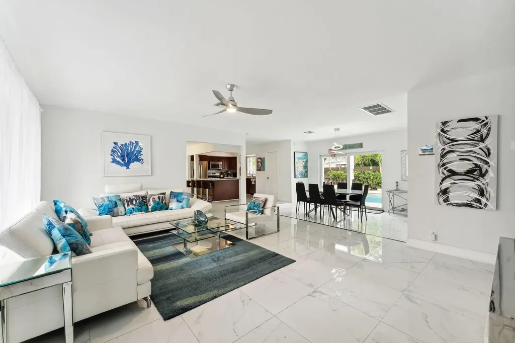1243 Garfield Street Hollywood FL 33019
