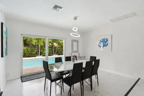 1243 Garfield Street Hollywood FL 33019