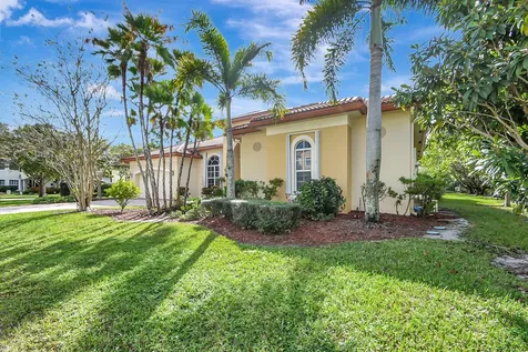 8123 Woodslanding Trail West Palm Beach FL 33411