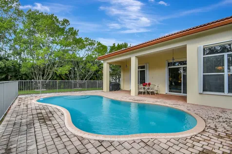 8123 Woodslanding Trail West Palm Beach FL 33411